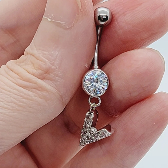New 925 Sterling Silver Initial belly button ring "V" - Picture 2 of 3